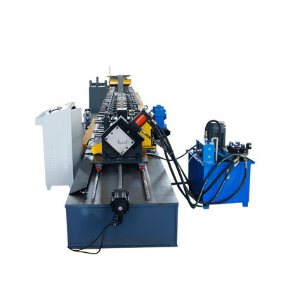 機械Cチャネルの油圧に打つことを形作る7.5KW Cの母屋ロール