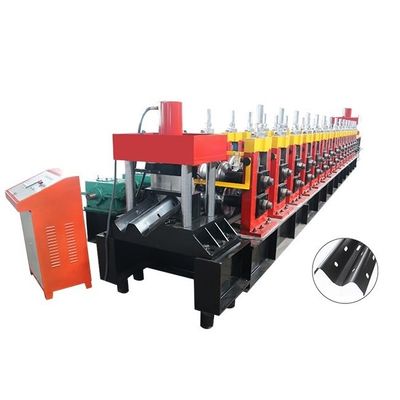 機械15Tを形作る3つの波のハイウェーのガードレール ロール