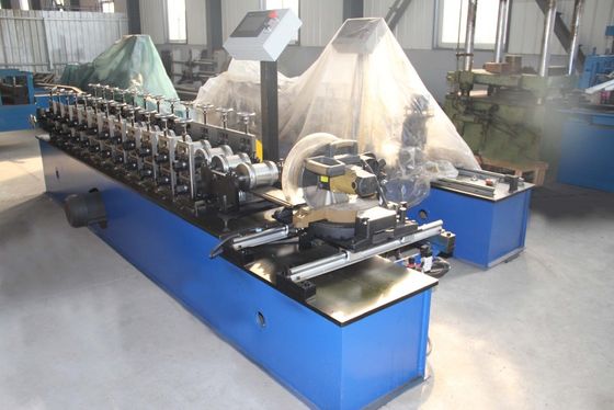機械12m/min 2水平になるシャフトを形作る50Hz戸枠ロール