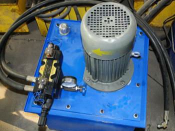 機械6.5T 15ローラーの場所を形作る15m/min CZの母屋ロール 3